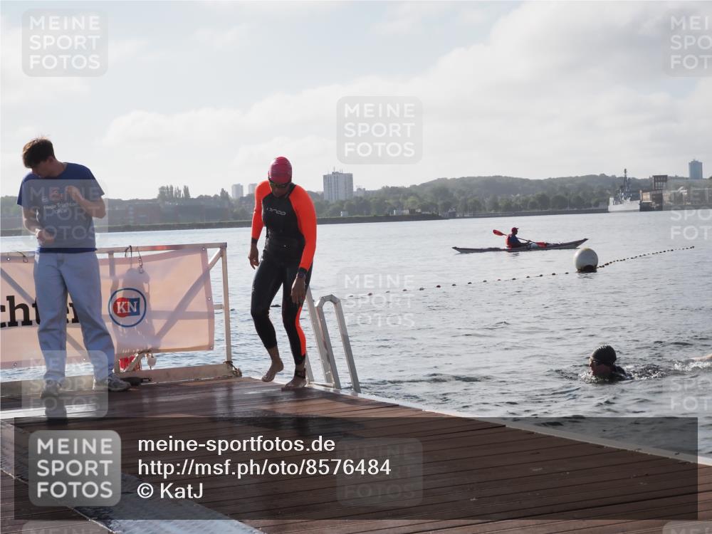 17.08.2025 - KN Förde Triathlon 2025 KatJ http://msf.ph/oto/8576484 17.08.2025 09:13:35 Schwimmen 138, 148, 151, 135, 138, 148, 198 meine-sportfotos.de