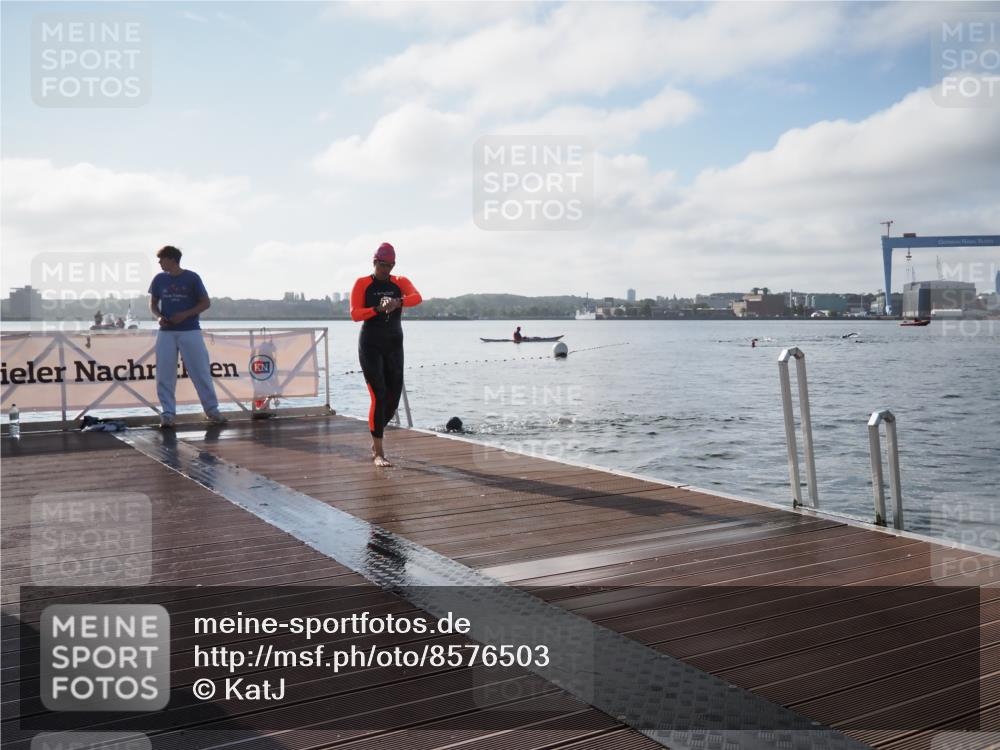 17.08.2025 - KN Förde Triathlon 2025 KatJ http://msf.ph/oto/8576503 17.08.2025 09:13:37 Schwimmen 138, 148, 151, 138, 148, 198 meine-sportfotos.de
