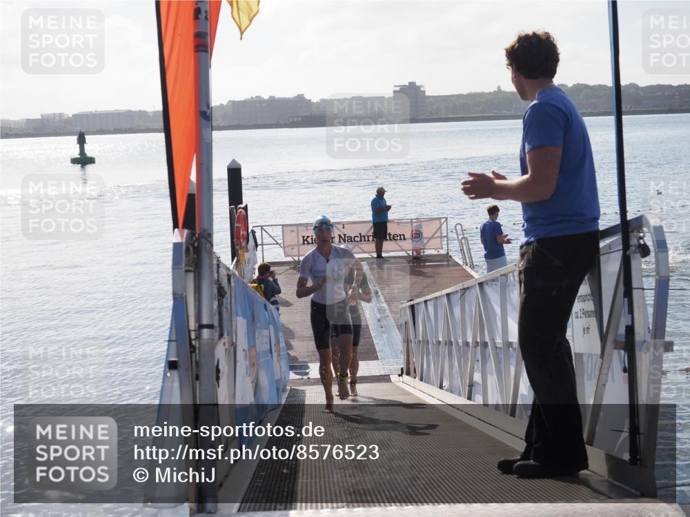 17.08.2025 - KN Förde Triathlon 2025 MichiJ http://msf.ph/oto/8576523 17.08.2025 09:10:33 Schwimmen 105, 109, 114, 119, 253, 105, 113, 121, 253 meine-sportfotos.de