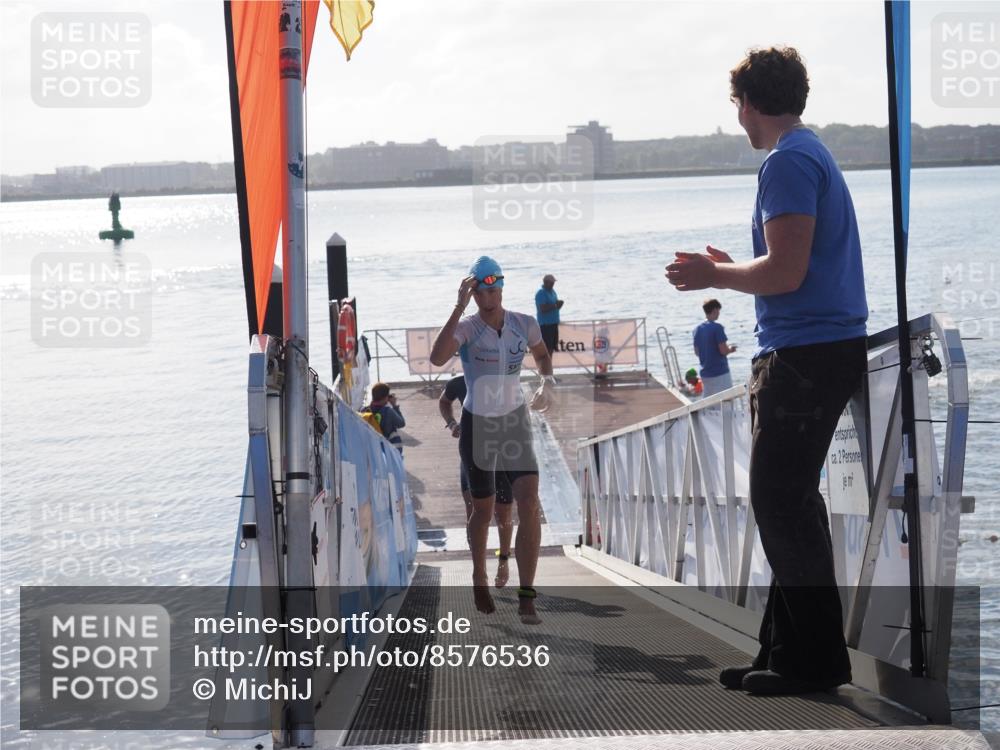 17.08.2025 - KN Förde Triathlon 2025 MichiJ http://msf.ph/oto/8576536 17.08.2025 09:10:34 Schwimmen 105, 109, 114, 119, 253, 105, 113, 121, 253 meine-sportfotos.de