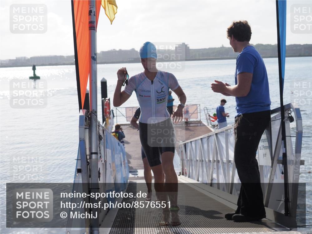 17.08.2025 - KN Förde Triathlon 2025 MichiJ http://msf.ph/oto/8576551 17.08.2025 09:10:35 Schwimmen 105, 114, 119, 253, 105, 113, 121, 253 meine-sportfotos.de