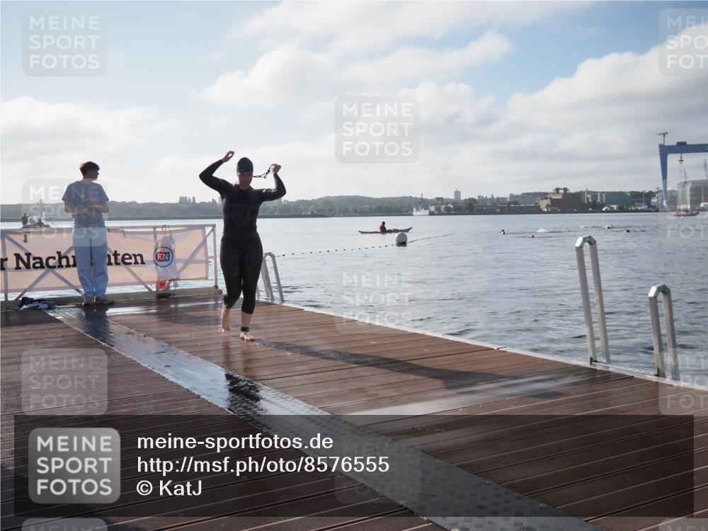 17.08.2025 - KN Förde Triathlon 2025 KatJ http://msf.ph/oto/8576555 17.08.2025 09:13:45 Schwimmen 138, 151, 138, 151 meine-sportfotos.de
