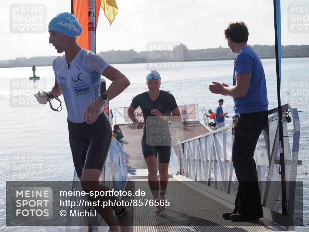 17.08.2025 - KN Förde Triathlon 2025 MichiJ http://msf.ph/oto/8576565 17.08.2025 09:10:36 Schwimmen 105, 114, 119, 253, 105, 113, 121, 253 meine-sportfotos.de