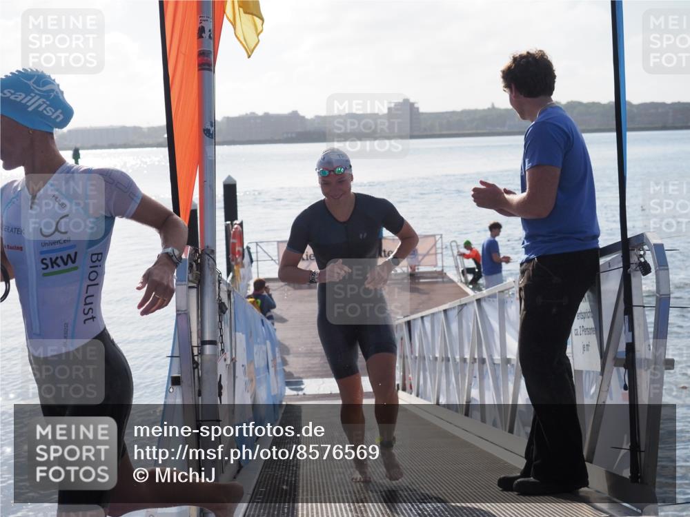 17.08.2025 - KN Förde Triathlon 2025 MichiJ http://msf.ph/oto/8576569 17.08.2025 09:10:36 Schwimmen 105, 114, 119, 253, 105, 113, 121, 253 meine-sportfotos.de