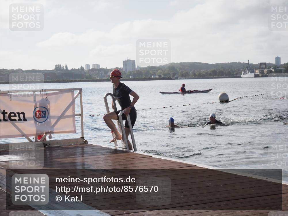 17.08.2025 - KN Förde Triathlon 2025 KatJ http://msf.ph/oto/8576570 17.08.2025 09:14:28 Schwimmen 140, 140 meine-sportfotos.de