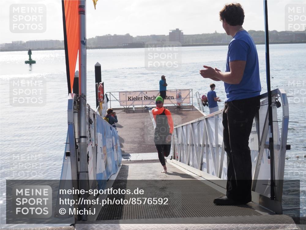 17.08.2025 - KN Förde Triathlon 2025 MichiJ http://msf.ph/oto/8576592 17.08.2025 09:10:43 Schwimmen 105, 113, 253, 113, 121 meine-sportfotos.de