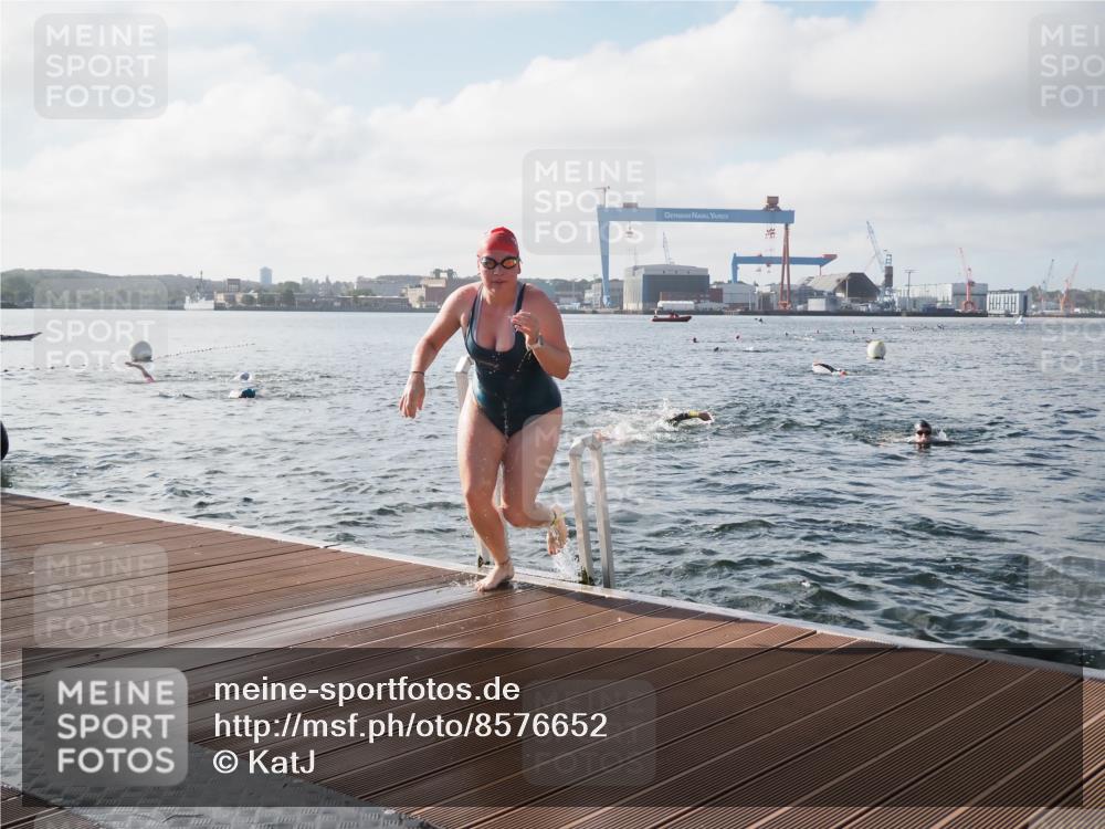 17.08.2025 - KN Förde Triathlon 2025 KatJ http://msf.ph/oto/8576652 17.08.2025 09:14:46 Schwimmen 128, 139, 146, 150, 155, 159, 128, 139, 146, 150, 155, 159 meine-sportfotos.de