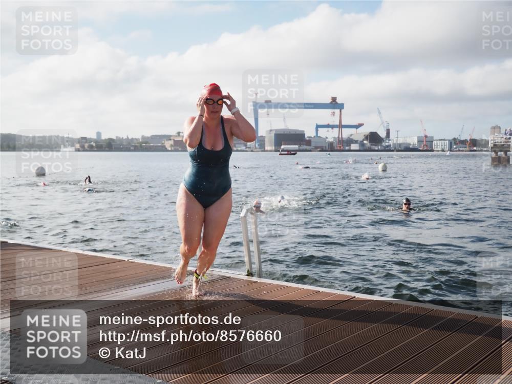 17.08.2025 - KN Förde Triathlon 2025 KatJ http://msf.ph/oto/8576660 17.08.2025 09:14:47 Schwimmen 128, 139, 146, 150, 155, 159, 128, 139, 146, 150, 155, 159 meine-sportfotos.de