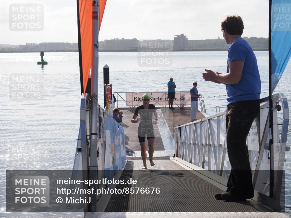 17.08.2025 - KN Förde Triathlon 2025 MichiJ http://msf.ph/oto/8576676 17.08.2025 09:11:14 Schwimmen 117, 116, 117, 125, 157 meine-sportfotos.de