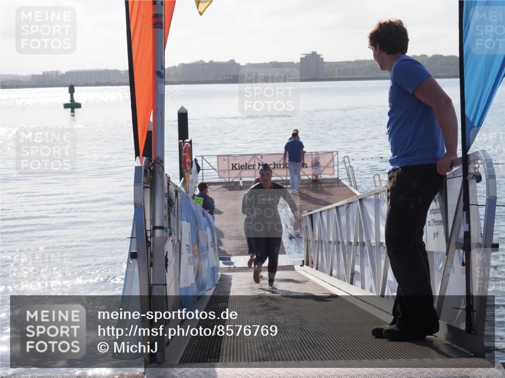 17.08.2025 - KN Förde Triathlon 2025 MichiJ http://msf.ph/oto/8576769 17.08.2025 09:11:27 Schwimmen 116, 117, 125, 157, 125, 157 meine-sportfotos.de