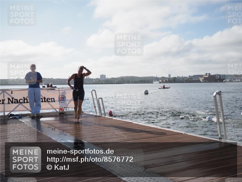 17.08.2025 - KN Förde Triathlon 2025 KatJ http://msf.ph/oto/8576772 17.08.2025 09:15:07 Schwimmen 133, 143, 145, 147, 152, 133, 145, 147, 152 meine-sportfotos.de