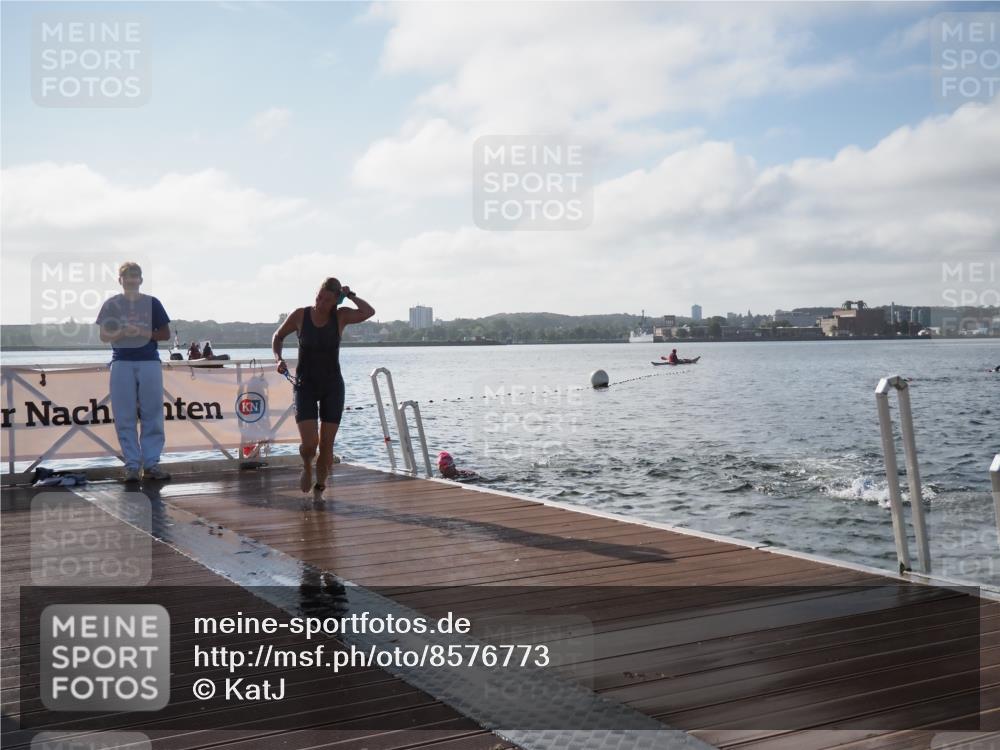 17.08.2025 - KN Förde Triathlon 2025 KatJ http://msf.ph/oto/8576773 17.08.2025 09:15:07 Schwimmen 133, 143, 145, 147, 152, 133, 145, 147, 152 meine-sportfotos.de