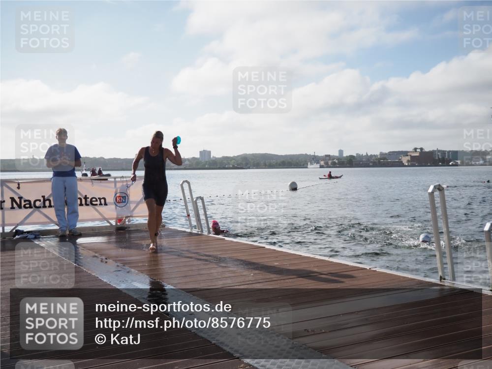 17.08.2025 - KN Förde Triathlon 2025 KatJ http://msf.ph/oto/8576775 17.08.2025 09:15:07 Schwimmen 133, 143, 145, 147, 152, 133, 145, 147, 152 meine-sportfotos.de