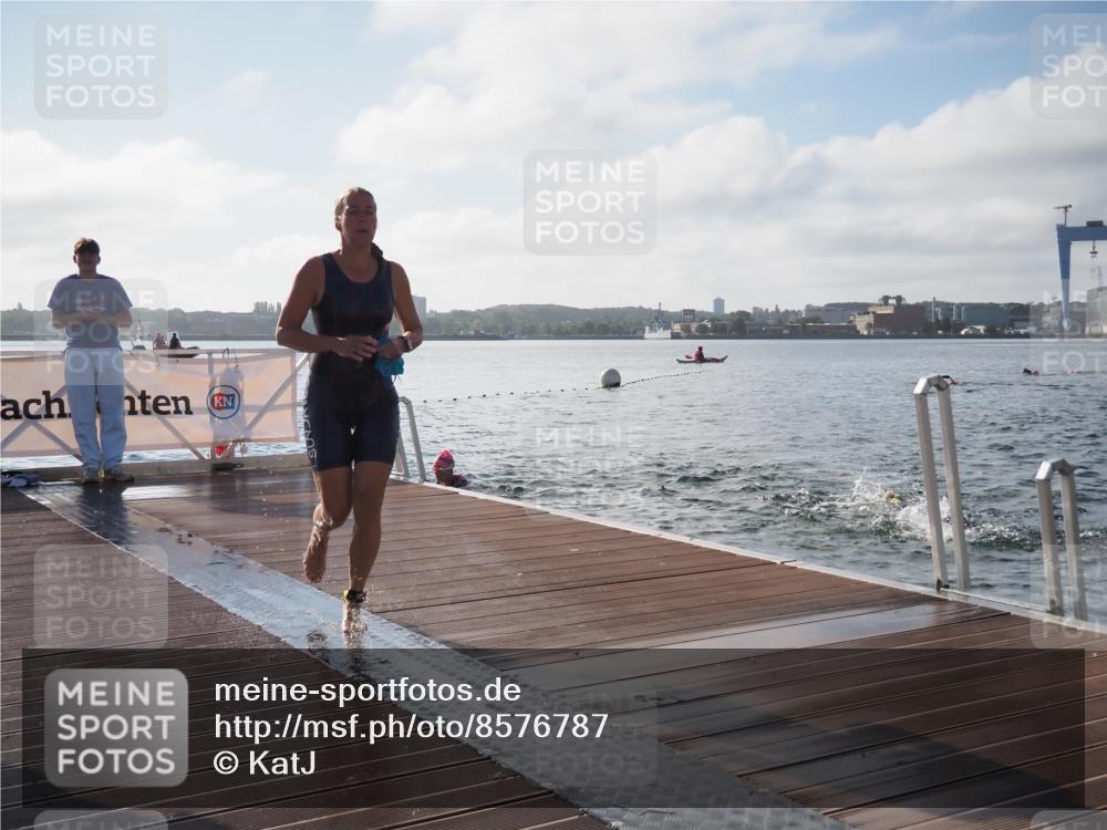 17.08.2025 - KN Förde Triathlon 2025 KatJ http://msf.ph/oto/8576787 17.08.2025 09:15:08 Schwimmen 133, 143, 145, 147, 133, 143, 145, 147, 152 meine-sportfotos.de