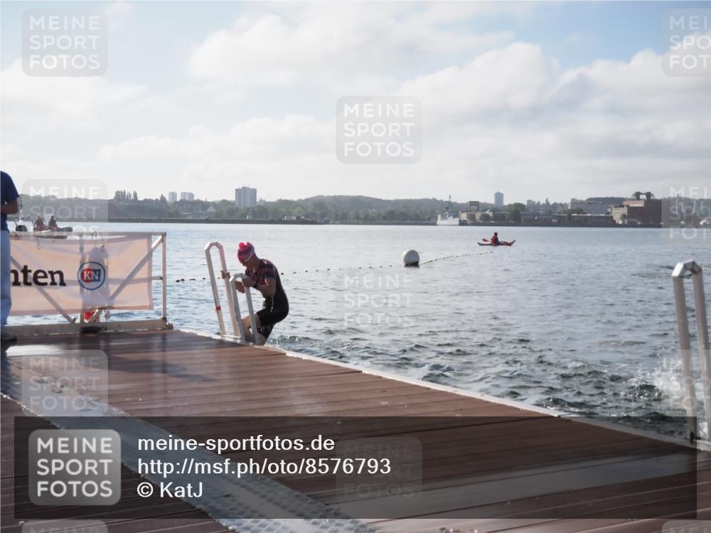 17.08.2025 - KN Förde Triathlon 2025 KatJ http://msf.ph/oto/8576793 17.08.2025 09:15:11 Schwimmen 143, 145, 147, 133, 143, 145, 147, 152 meine-sportfotos.de