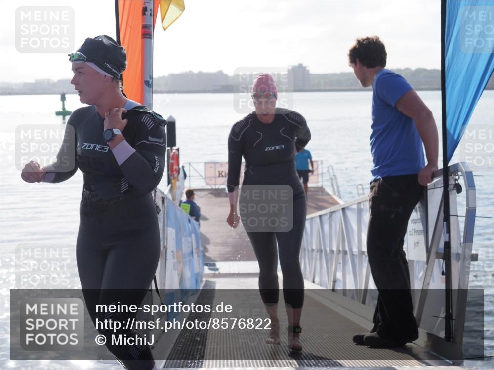 17.08.2025 - KN Förde Triathlon 2025 MichiJ http://msf.ph/oto/8576822 17.08.2025 09:11:30 Schwimmen 116, 125, 157, 125 meine-sportfotos.de