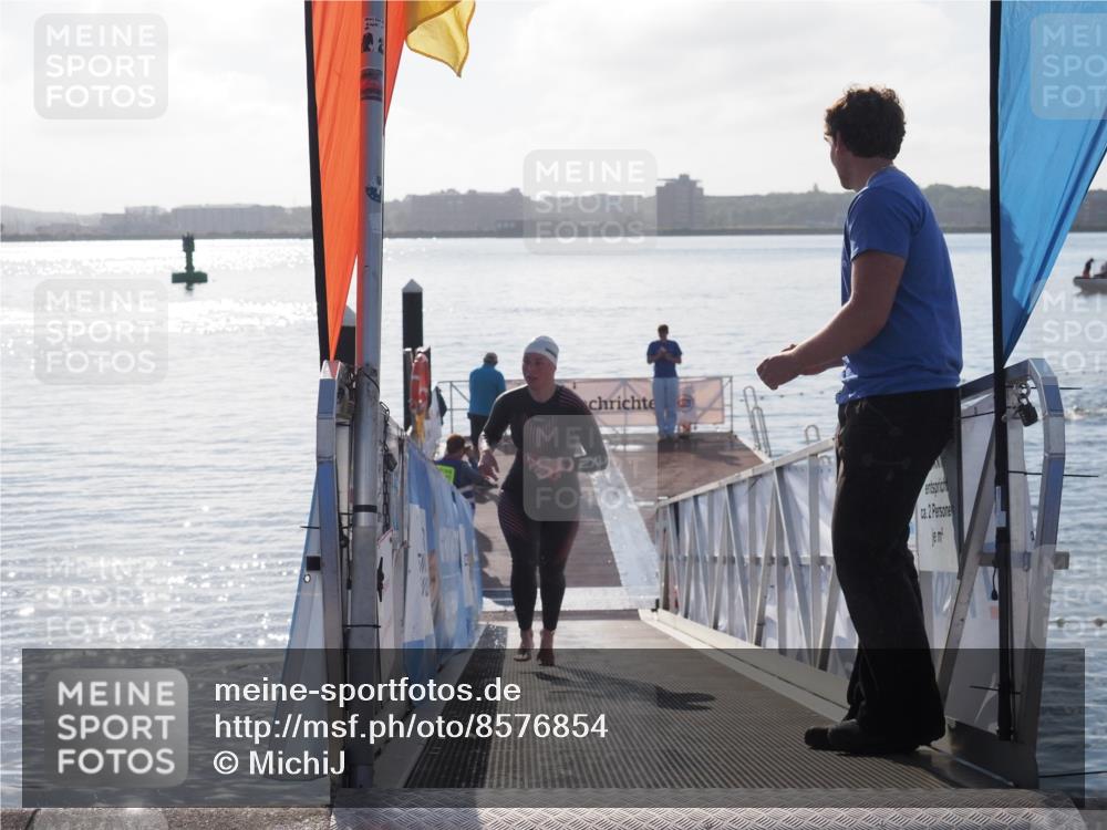 17.08.2025 - KN Förde Triathlon 2025 MichiJ http://msf.ph/oto/8576854 17.08.2025 09:12:27 Schwimmen 127, 127 meine-sportfotos.de