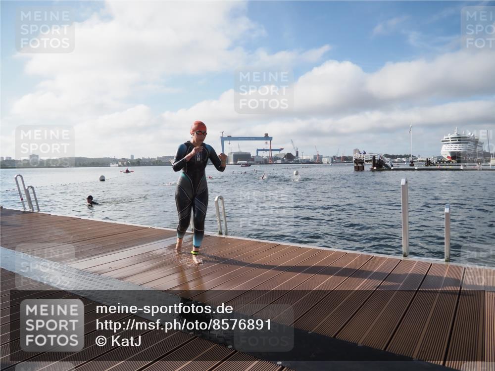 17.08.2025 - KN Förde Triathlon 2025 KatJ http://msf.ph/oto/8576891 17.08.2025 09:15:29 Schwimmen 141, 149, 141, 149 meine-sportfotos.de