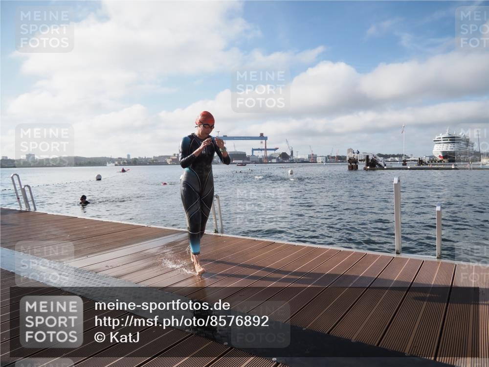 17.08.2025 - KN Förde Triathlon 2025 KatJ http://msf.ph/oto/8576892 17.08.2025 09:15:30 Schwimmen 131, 141, 149, 141, 149 meine-sportfotos.de