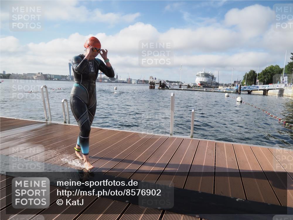 17.08.2025 - KN Förde Triathlon 2025 KatJ http://msf.ph/oto/8576902 17.08.2025 09:15:30 Schwimmen 131, 141, 149, 141, 149 meine-sportfotos.de