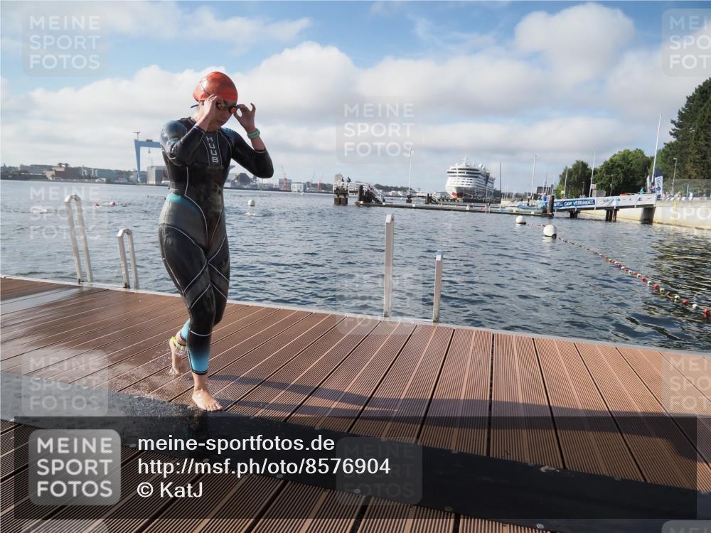 17.08.2025 - KN Förde Triathlon 2025 KatJ http://msf.ph/oto/8576904 17.08.2025 09:15:30 Schwimmen 131, 141, 149, 141, 149 meine-sportfotos.de