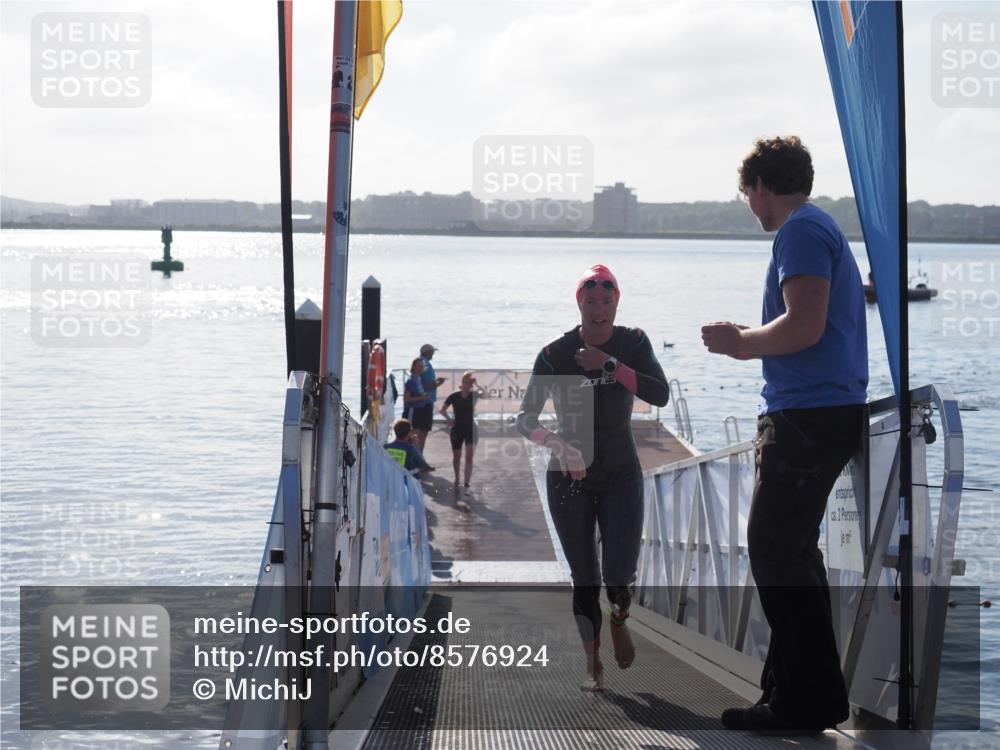 17.08.2025 - KN Förde Triathlon 2025 MichiJ http://msf.ph/oto/8576924 17.08.2025 09:12:48 Schwimmen 136, 136, 142 meine-sportfotos.de
