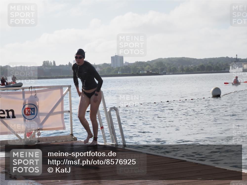 17.08.2025 - KN Förde Triathlon 2025 KatJ http://msf.ph/oto/8576925 17.08.2025 09:15:38 Schwimmen 131, 131, 141, 149 meine-sportfotos.de
