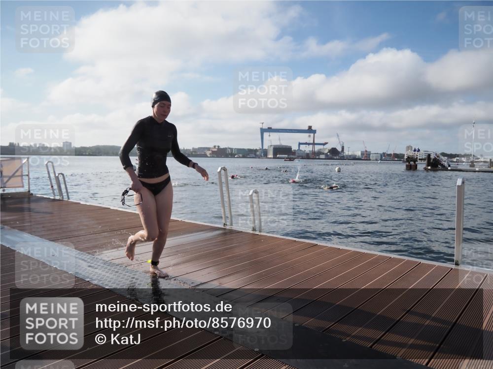 17.08.2025 - KN Förde Triathlon 2025 KatJ http://msf.ph/oto/8576970 17.08.2025 09:15:41 Schwimmen 131, 131, 141 meine-sportfotos.de
