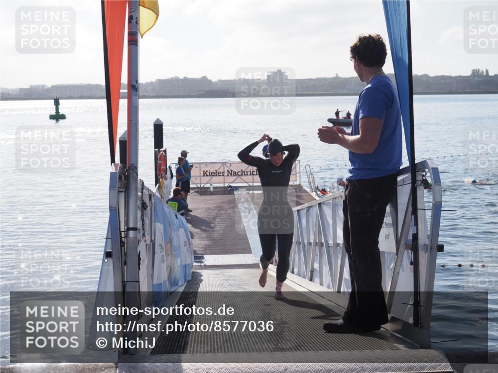 17.08.2025 - KN Förde Triathlon 2025 MichiJ http://msf.ph/oto/8577036 17.08.2025 09:13:11 Schwimmen 126, 122, 126, 130 meine-sportfotos.de