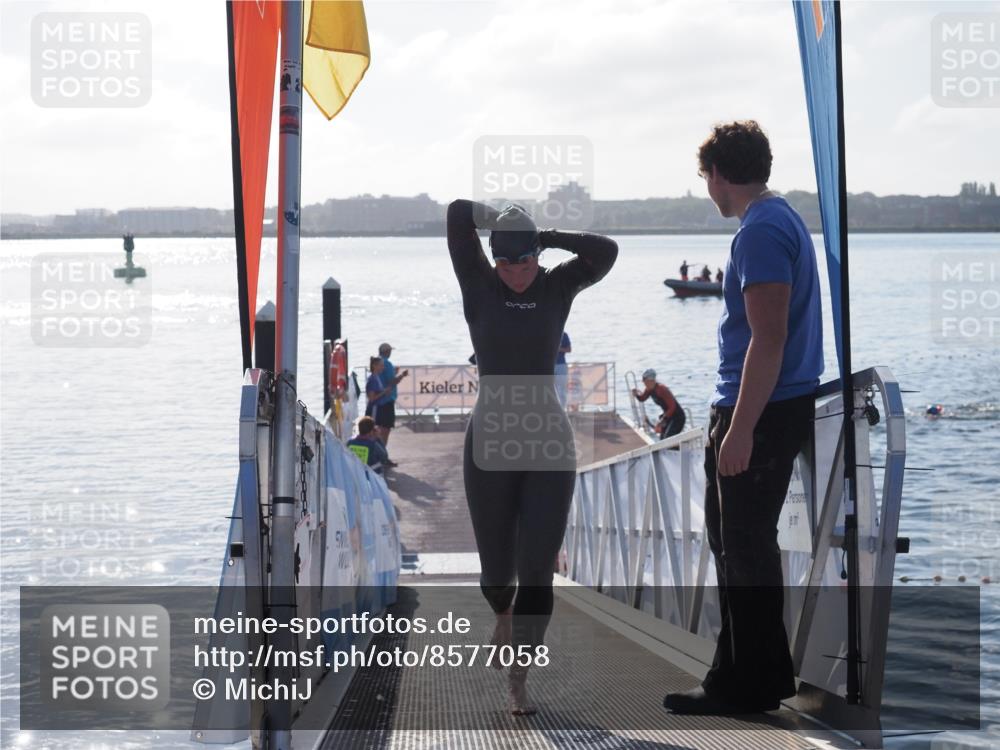 17.08.2025 - KN Förde Triathlon 2025 MichiJ http://msf.ph/oto/8577058 17.08.2025 09:13:12 Schwimmen 126, 122, 126, 130 meine-sportfotos.de