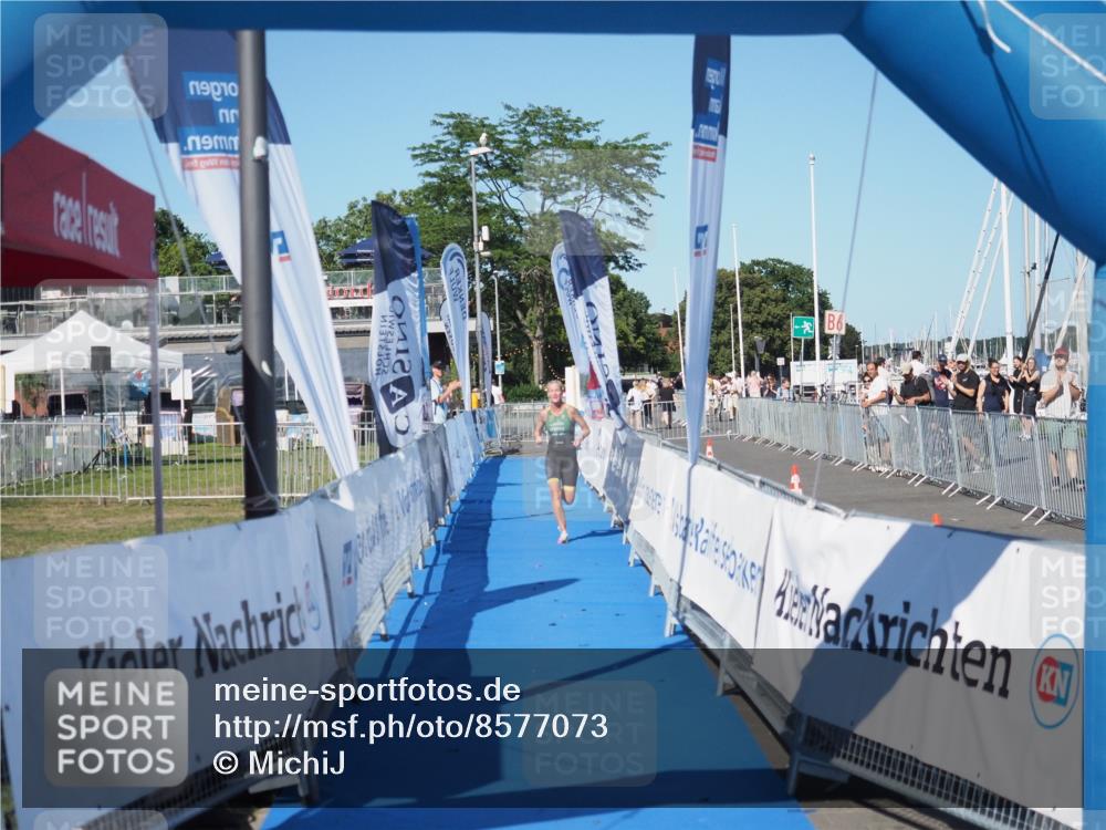 17.08.2025 - KN Förde Triathlon 2025 MichiJ http://msf.ph/oto/8577073 17.08.2025 16:02:34 Laufen 33 meine-sportfotos.de