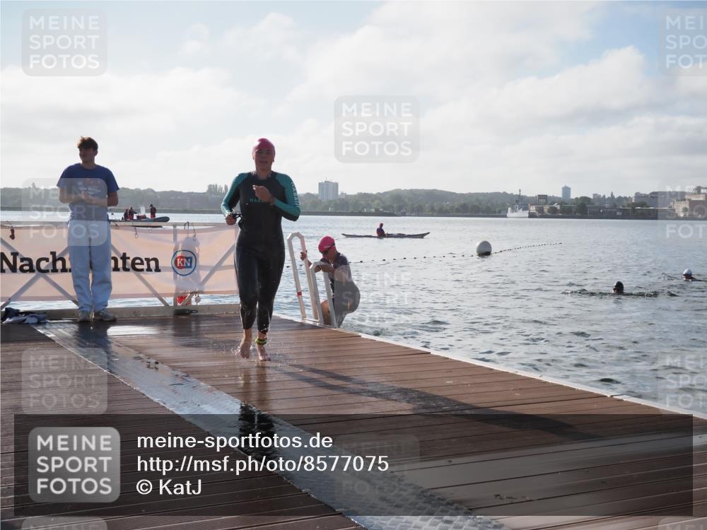 17.08.2025 - KN Förde Triathlon 2025 KatJ http://msf.ph/oto/8577075 17.08.2025 09:16:10 Schwimmen 156, 162, 164, 137, 156, 162, 164, 168 meine-sportfotos.de