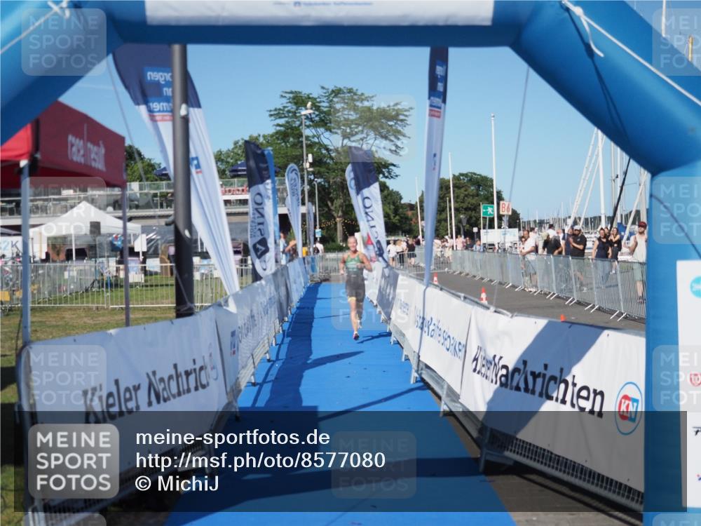 17.08.2025 - KN Förde Triathlon 2025 MichiJ http://msf.ph/oto/8577080 17.08.2025 16:02:34 Laufen 33 meine-sportfotos.de