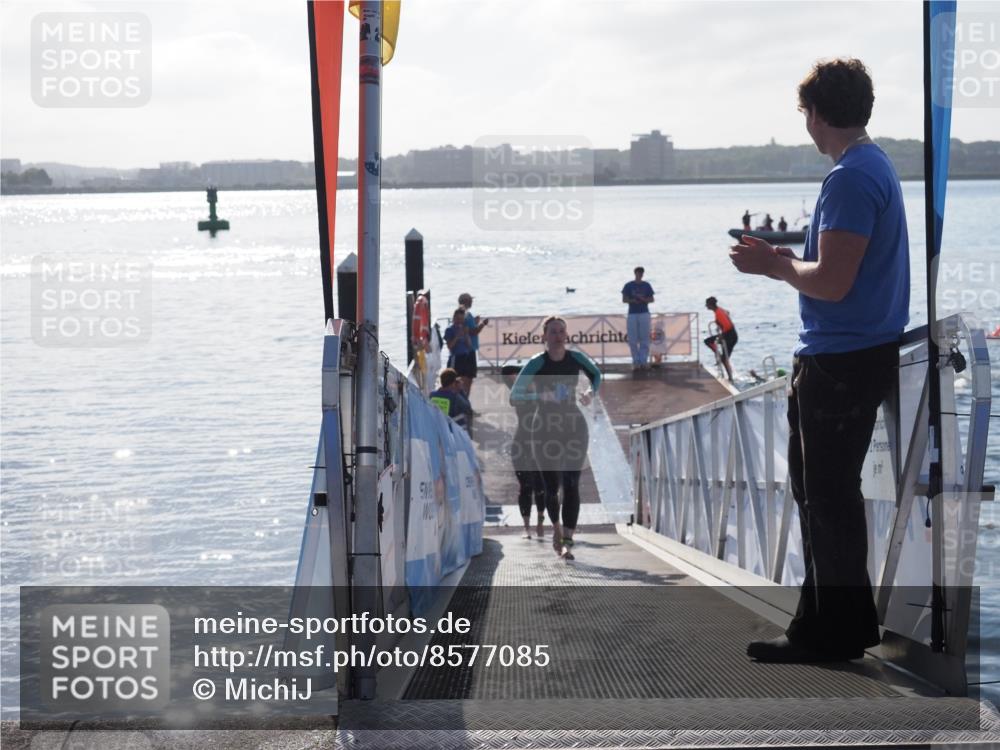 17.08.2025 - KN Förde Triathlon 2025 MichiJ http://msf.ph/oto/8577085 17.08.2025 09:13:17 Schwimmen 122, 126, 130, 122, 130, 135, 198 meine-sportfotos.de