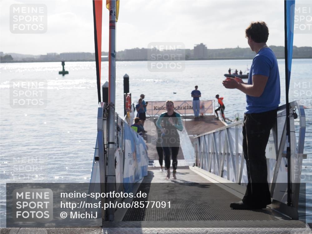 17.08.2025 - KN Förde Triathlon 2025 MichiJ http://msf.ph/oto/8577091 17.08.2025 09:13:17 Schwimmen 122, 126, 130, 122, 130, 135, 198 meine-sportfotos.de