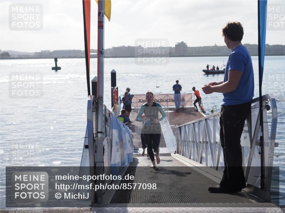 17.08.2025 - KN Förde Triathlon 2025 MichiJ http://msf.ph/oto/8577098 17.08.2025 09:13:18 Schwimmen 122, 126, 130, 122, 130, 135, 198 meine-sportfotos.de