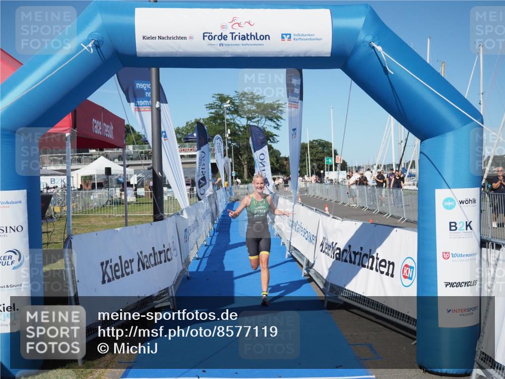 17.08.2025 - KN Förde Triathlon 2025 MichiJ http://msf.ph/oto/8577119 17.08.2025 16:02:36 Laufen 33 meine-sportfotos.de