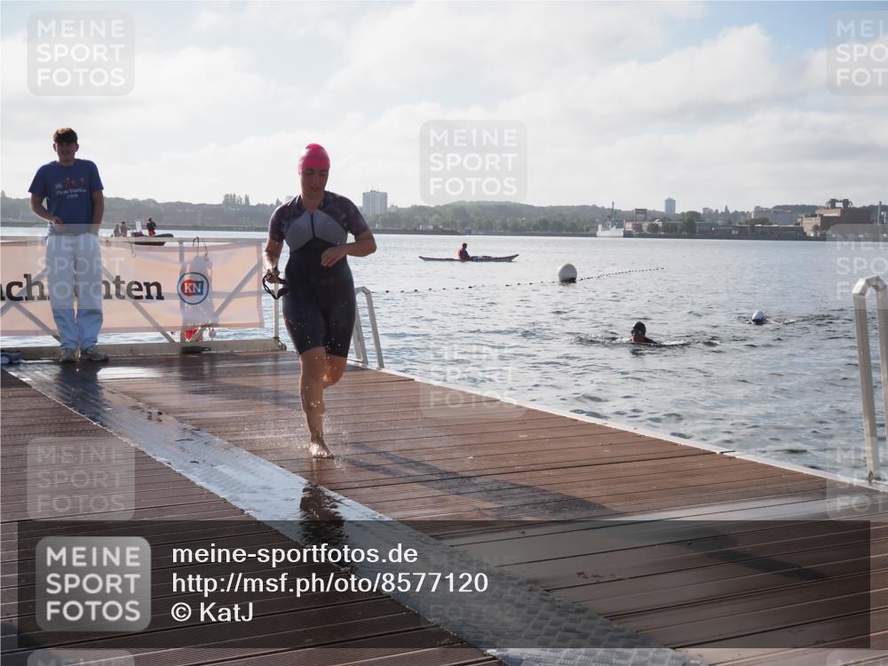 17.08.2025 - KN Förde Triathlon 2025 KatJ http://msf.ph/oto/8577120 17.08.2025 09:16:13 Schwimmen 156, 164, 137, 156, 162, 164 meine-sportfotos.de