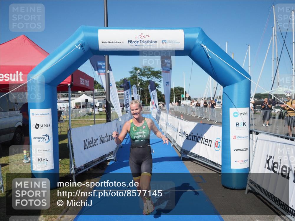 17.08.2025 - KN Förde Triathlon 2025 MichiJ http://msf.ph/oto/8577145 17.08.2025 16:02:38 Laufen 33 meine-sportfotos.de
