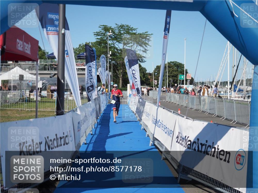 17.08.2025 - KN Förde Triathlon 2025 MichiJ http://msf.ph/oto/8577178 17.08.2025 16:04:57 Laufen 31 meine-sportfotos.de