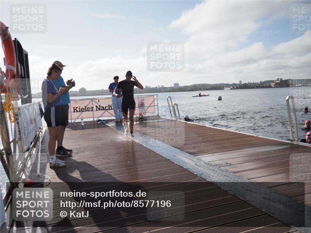 17.08.2025 - KN Förde Triathlon 2025 KatJ http://msf.ph/oto/8577196 17.08.2025 09:16:26 Schwimmen 144, 160, 166, 160, 164, 166 meine-sportfotos.de