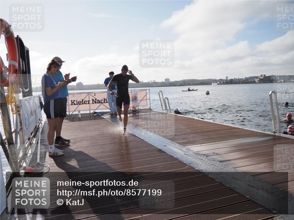 17.08.2025 - KN Förde Triathlon 2025 KatJ http://msf.ph/oto/8577199 17.08.2025 09:16:26 Schwimmen 144, 160, 166, 160, 164, 166 meine-sportfotos.de