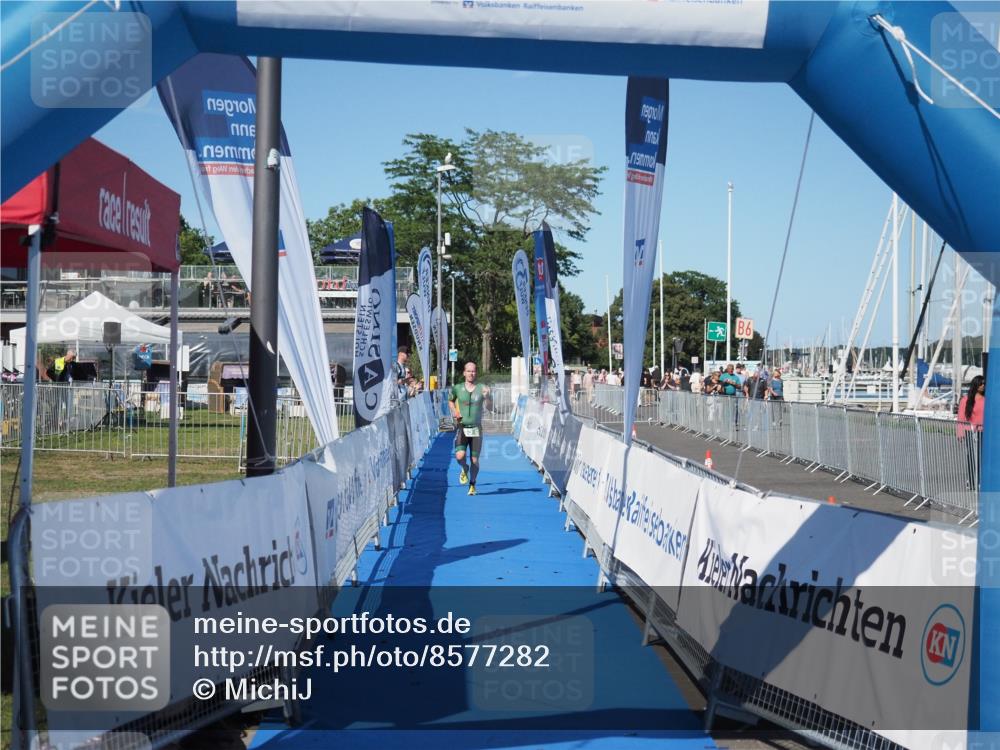 17.08.2025 - KN Förde Triathlon 2025 MichiJ http://msf.ph/oto/8577282 17.08.2025 16:05:12 Laufen 35 meine-sportfotos.de