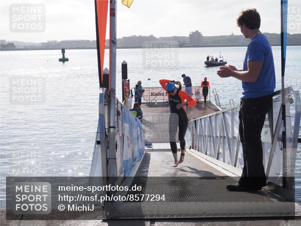 17.08.2025 - KN Förde Triathlon 2025 MichiJ http://msf.ph/oto/8577294 17.08.2025 09:13:35 Schwimmen 135, 148, 198, 138, 148, 151 meine-sportfotos.de