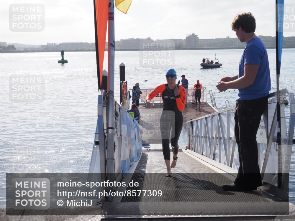 17.08.2025 - KN Förde Triathlon 2025 MichiJ http://msf.ph/oto/8577309 17.08.2025 09:13:36 Schwimmen 135, 148, 198, 138, 148, 151 meine-sportfotos.de