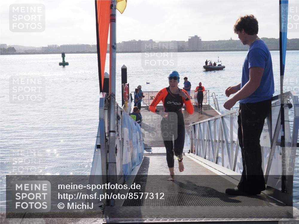 17.08.2025 - KN Förde Triathlon 2025 MichiJ http://msf.ph/oto/8577312 17.08.2025 09:13:36 Schwimmen 135, 148, 198, 138, 148, 151 meine-sportfotos.de