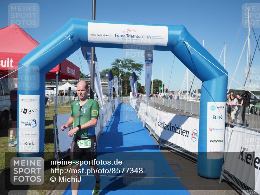 17.08.2025 - KN Förde Triathlon 2025 MichiJ http://msf.ph/oto/8577348 17.08.2025 16:05:17 Laufen 35 meine-sportfotos.de