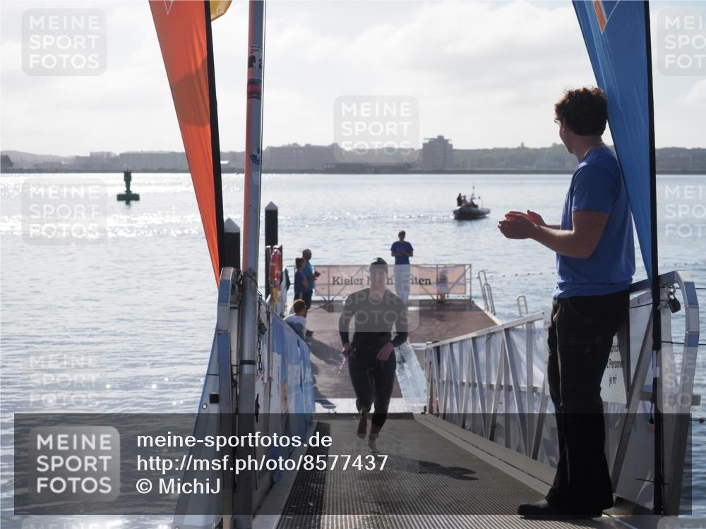17.08.2025 - KN Förde Triathlon 2025 MichiJ http://msf.ph/oto/8577437 17.08.2025 09:13:51 Schwimmen 138, 151, 151 meine-sportfotos.de