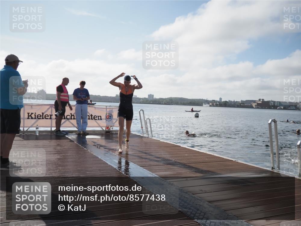 17.08.2025 - KN Förde Triathlon 2025 KatJ http://msf.ph/oto/8577438 17.08.2025 09:17:04 Schwimmen 158, 169, 204, 158 meine-sportfotos.de