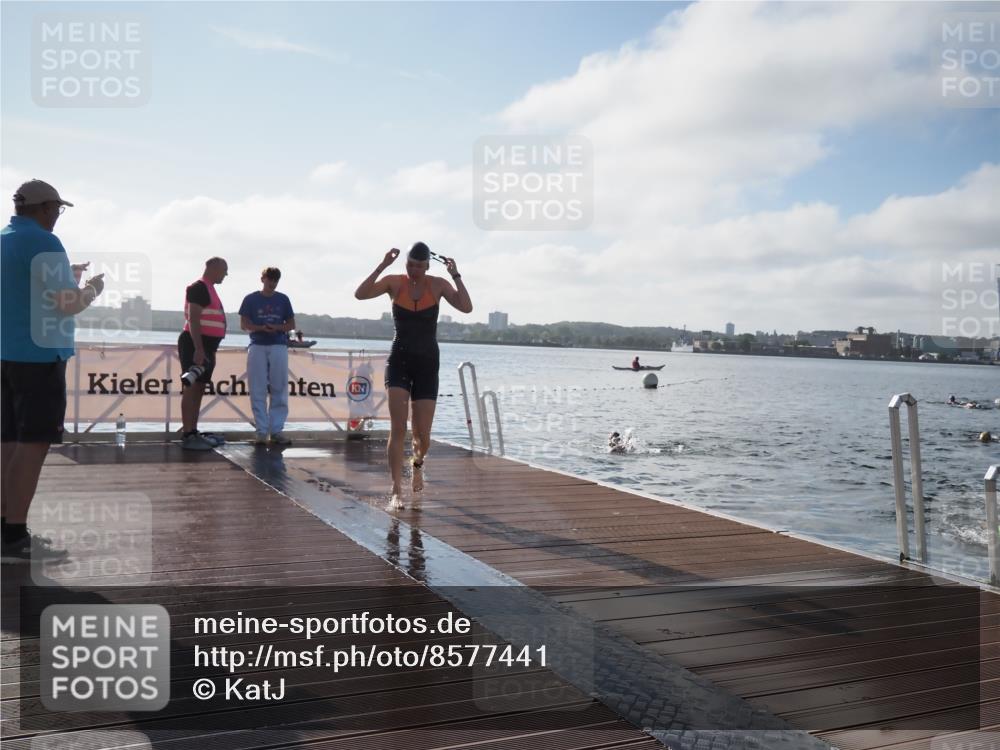 17.08.2025 - KN Förde Triathlon 2025 KatJ http://msf.ph/oto/8577441 17.08.2025 09:17:04 Schwimmen 158, 169, 204, 158 meine-sportfotos.de